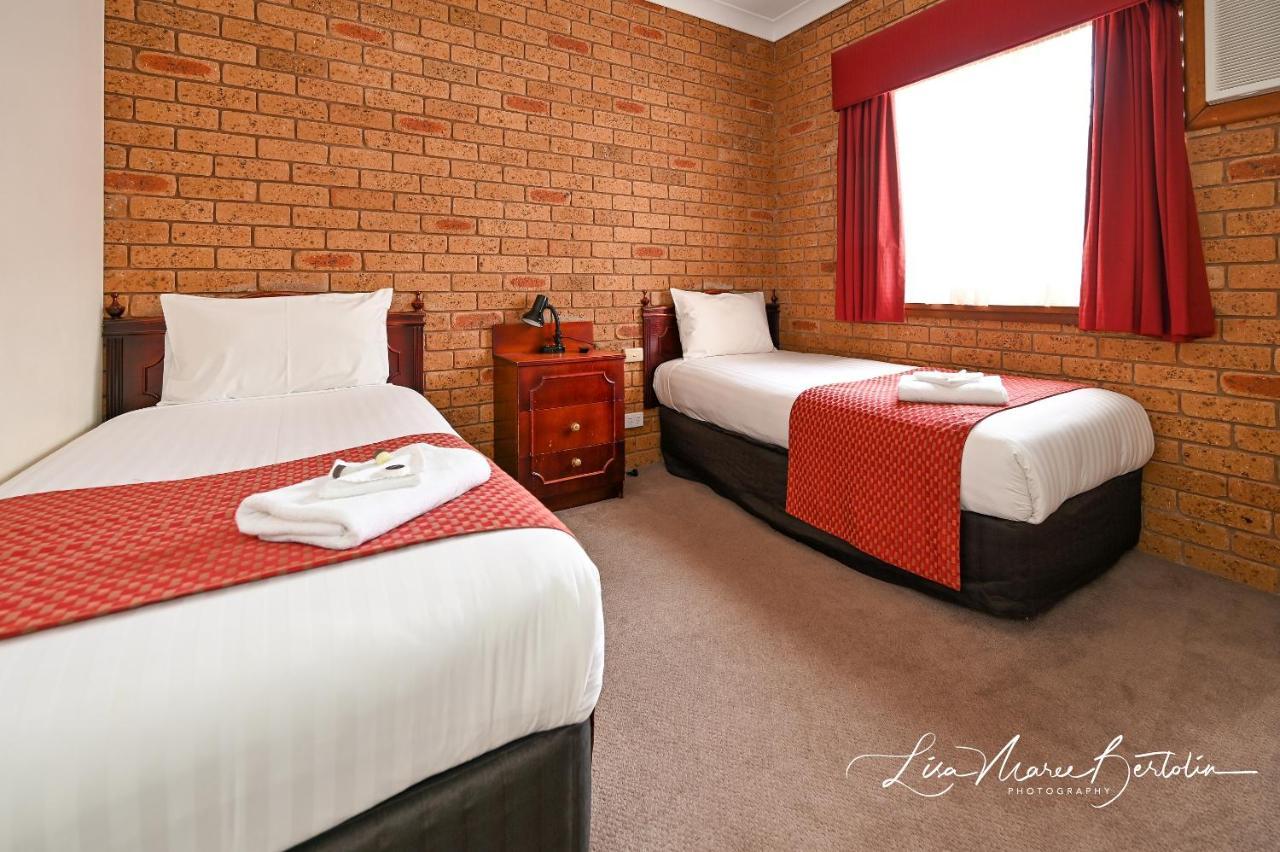 Narrandera Club Motor Inn Extérieur photo