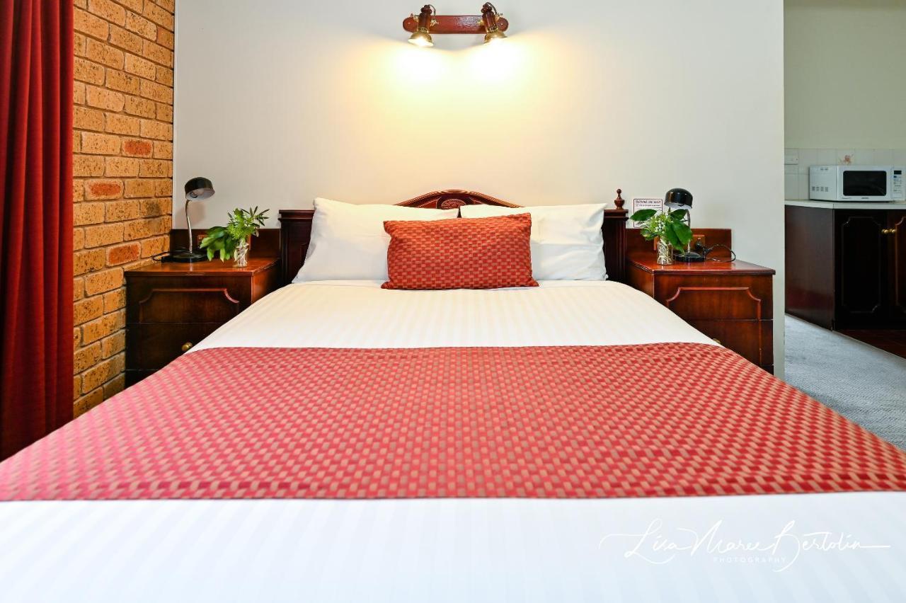 Narrandera Club Motor Inn Extérieur photo