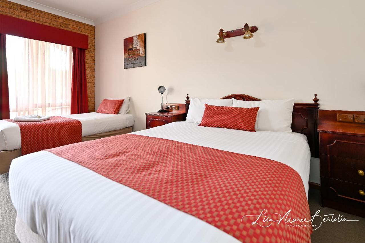 Narrandera Club Motor Inn Extérieur photo